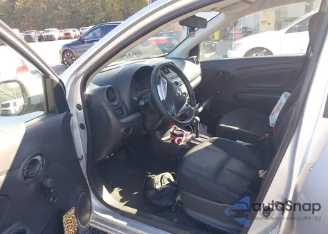 2017 Nissan Versa 1.6 S+ z USA, uszkodzony, nr VIN 3N1CN7AP7HL856772